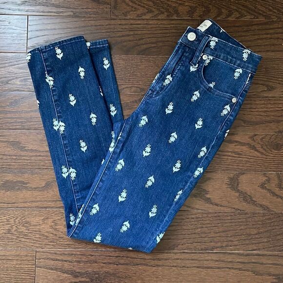 J. Crew. 9” High Rise Toothpick Jeans w/floral pattern. Size 25 - Picture 1 of 11